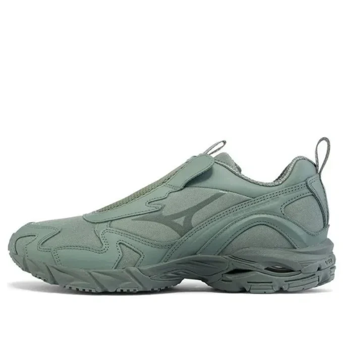 Beams x Wave Rider 10 SlipOn “Grey Silver”