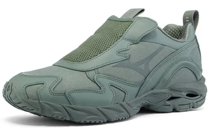 Beams x Wave Rider 10 SlipOn “Grey Silver”