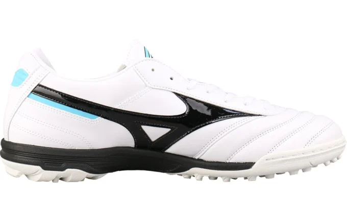 Morelia 2 Pro AS “White Black”