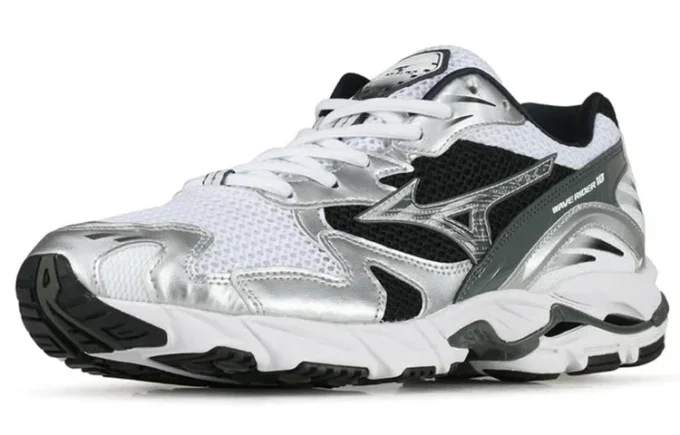Wave Rider 10 “White Black Silver”