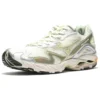 Wave Rider 10 “White Jade Green”