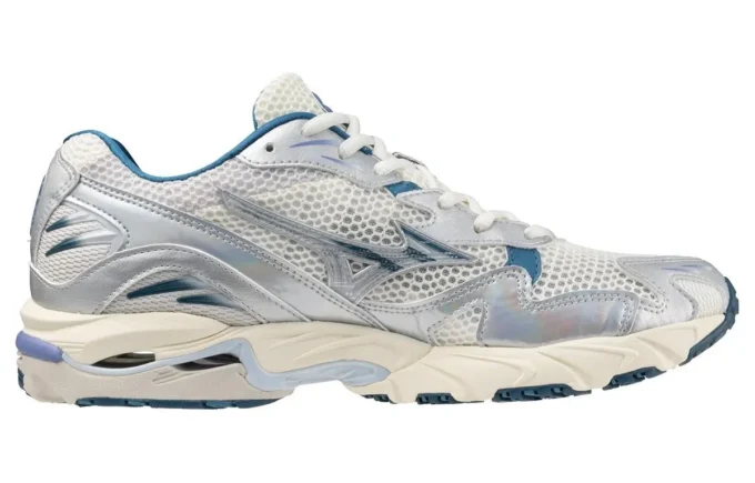 Wave Rider 10 “White Silver Blue”